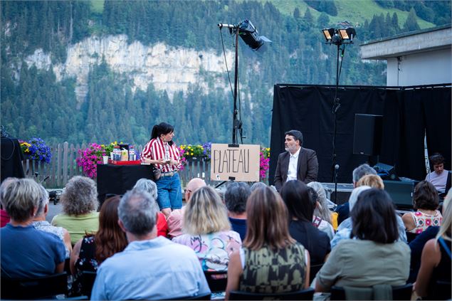 Scènes de Villages | Théâtre en plein air - Les Figurants
