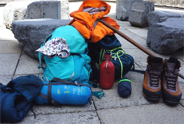 Prépares ton sac à dos - ©Château des Rubins - Observatoire des Alpes