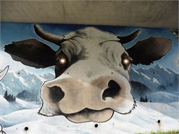 Art Vache : Les Yeux dans les Meuhs - DOKA Productions