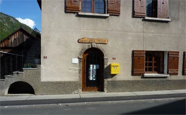 Bibliothèque Ste Marie de Cuines extérieur - Mairie de Ste Marie de Cuines