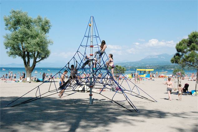 Aire de jeux pour enfants - Mairie