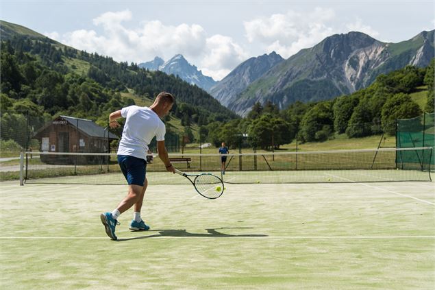 Tennis de Valloire - A.Pernet /valloire Tourisme