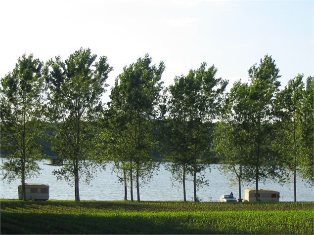 Etang de Pontremble - Communauté de Communes du canton de Saint Trivier de Courtes