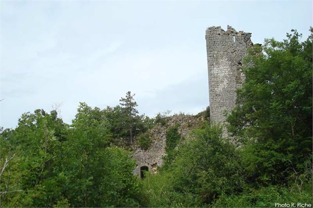 chateau-Jasseron-2_credit-Remi-Riche-lt - R. Riche