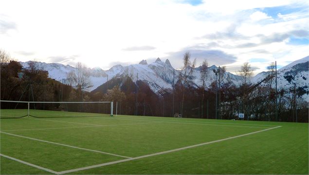 Location terrain tennis - Office de Tourisme SJA