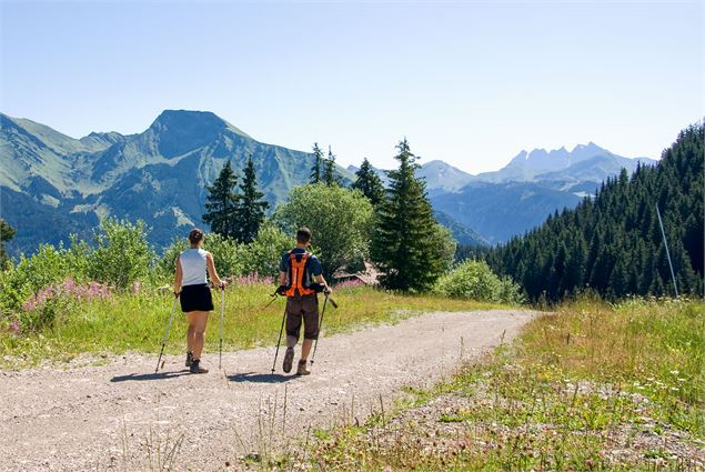 Départ de la station de Saint Jean d'Aulps - Yvan Tisseyre/OT Vallée d'Aulps