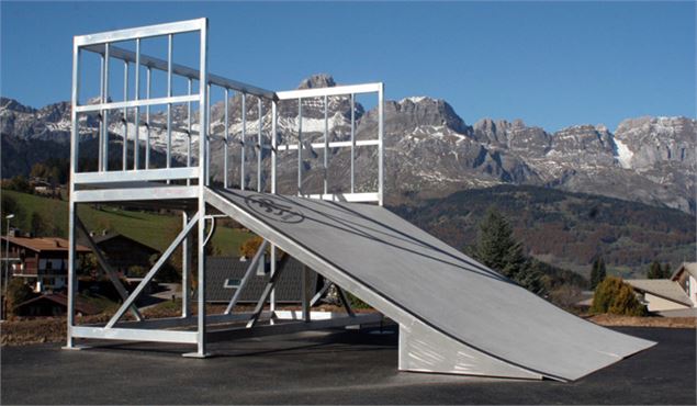 Skatepark de Combloux - mairie de Combloux