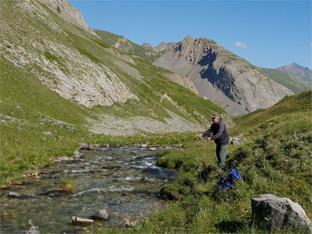 Pêche à la mouche à Valloire - X.Aury / Valloire Tourisme