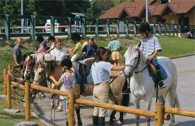 centre équestre Manège Equi'libre Evian