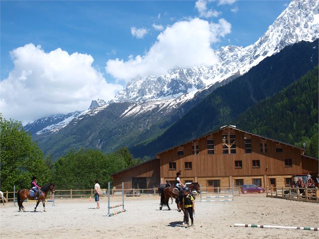 Centre equestre du Mont-Blanc - OT LES HOUCHES