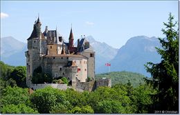 Chateau de menthon vu du Col de Bluffy - SW