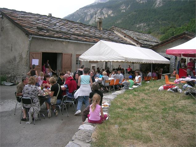 Foyer rural de Sollières - Office de tourisme de Haute Maurienne Vanoise - Ingrid Pauwels Etiévant