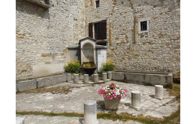 Fontaine du Carrouge