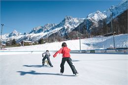 Patinoire des Houches - Yucca Films