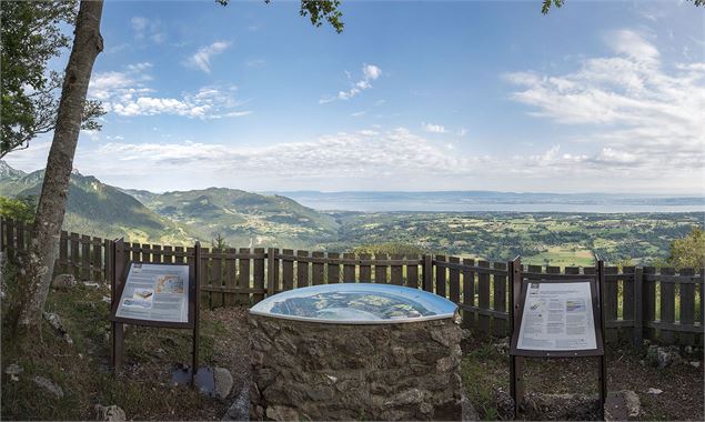 Vue sur le Lac Léman - Yvan Tisseyre / OT Vallée d'Aulps