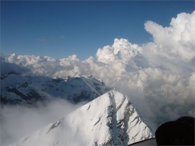 Survolez les Alpes depuis l'aérodrome de Val Cenis Sollières - Jérôme Mollard