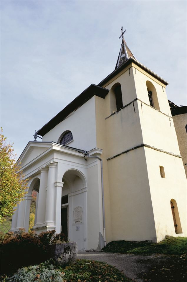 extérieur de l'église de Bonvillaret - photo cd OT Porte de Maurienne