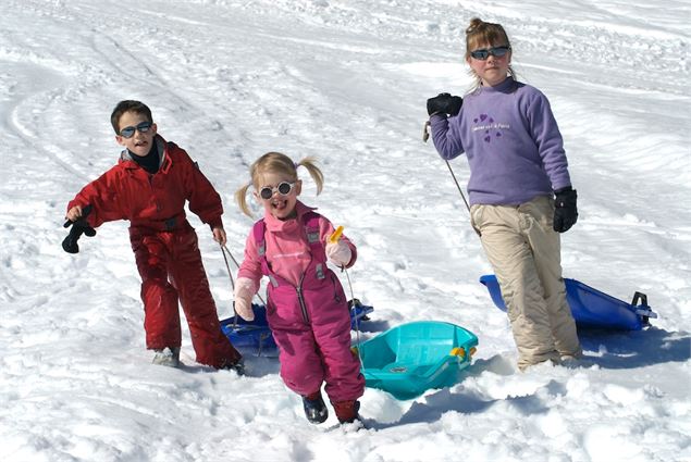 Piste de luge pour les petits