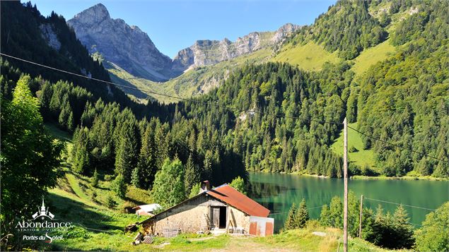 Lac des Plagnes, Abondance - Patrick Brault - Office de Tourisme d'Abondance