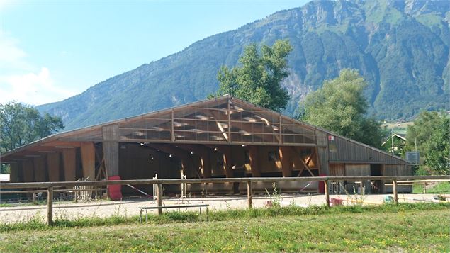 Bâtiment et carrière - Office de Tourisme d'Ugine