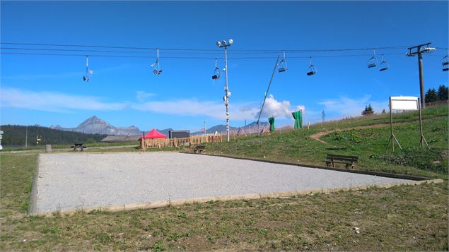 Terrain de pétanque du col - Office de Tourisme des Saisies