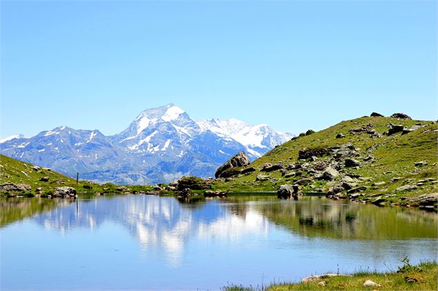 Vue sur le lac de Portette - Audrey Husianycia