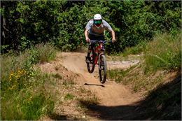 Bike park Les Carroz - @Goplayoutside - V.RYNGERT