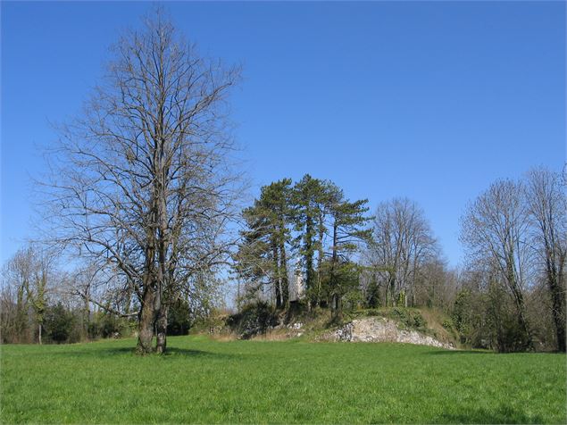 Sur la colline du Menuet - PNRC