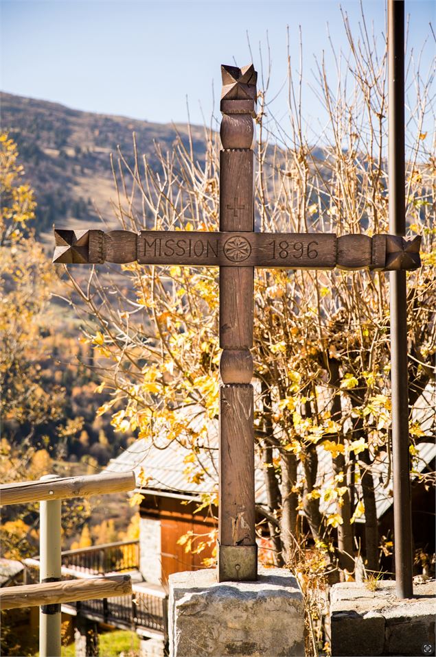 Croix des missions - ©Sylvain Aymoz
