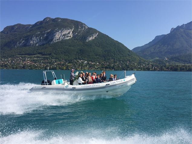 Blue Diamond Taxi Boat -