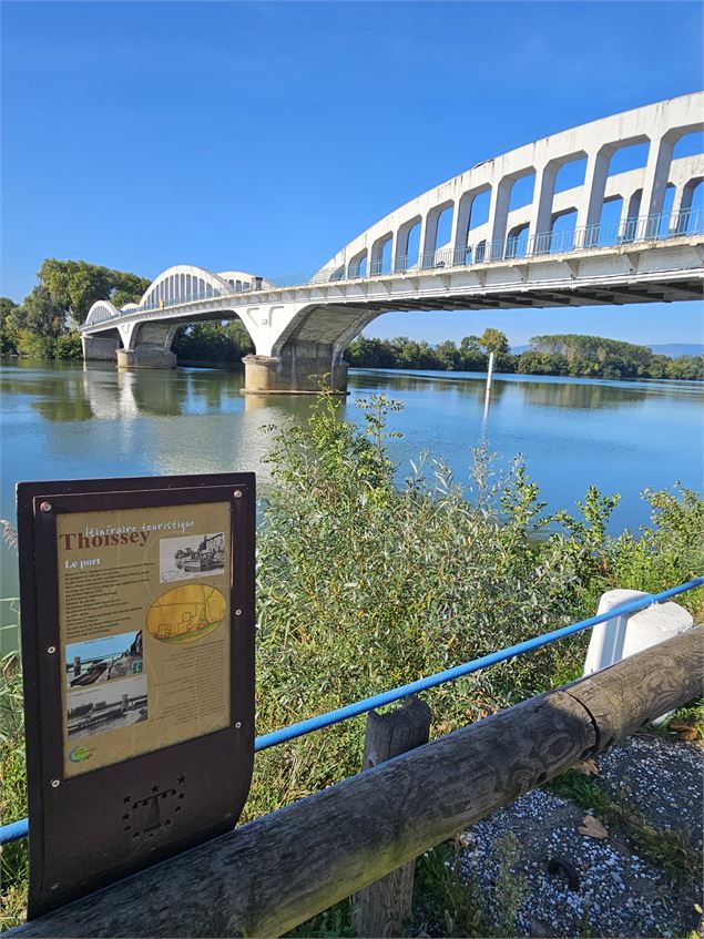 Itinéraire patrimonial et touristique_Thoissey