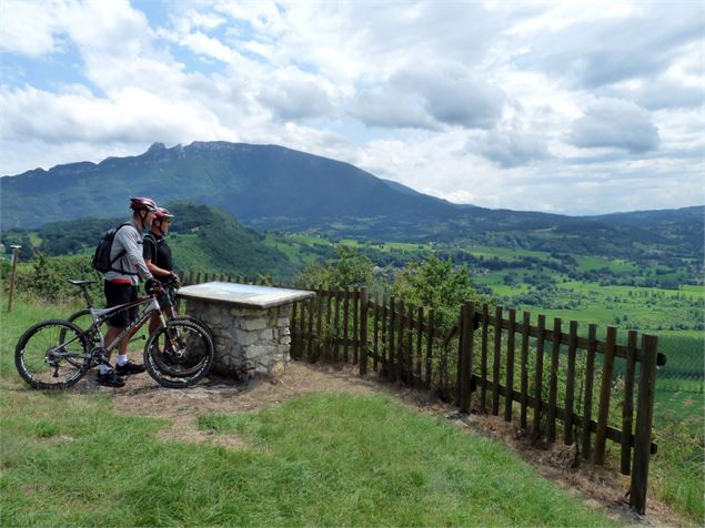 Circuit St Romain - n°14 - Base VTT du Pays du Lac d' Aiguebelette