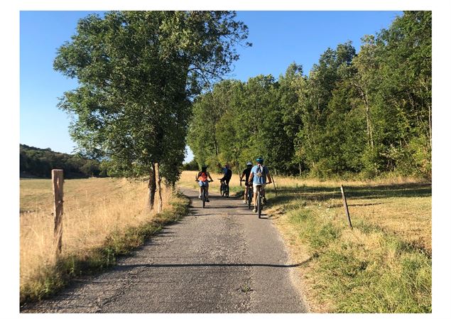 Circuit VTT n° 18 - Grand Circuit St-Paul/Traize_Yenne - Lisa Momeux