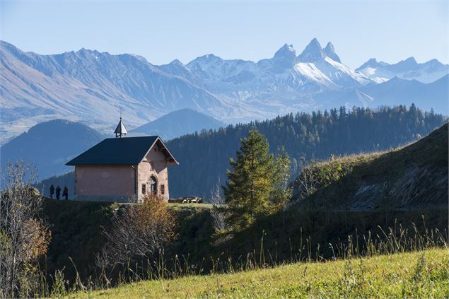 Chapelle rose et aiguilles d'Arves - Vincent Jacques Drone de regard