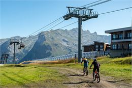 Balades en montagne, par télécabine, à Samoëns 1600 - Christian Martelet