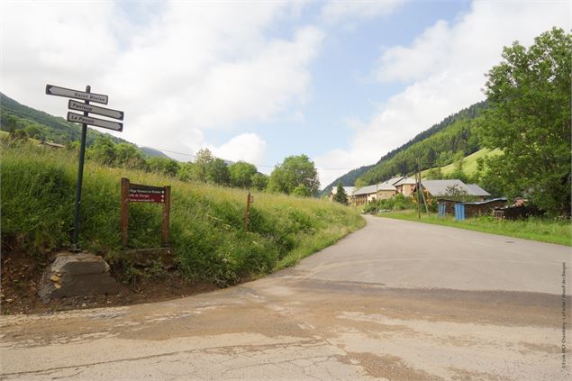1ère intersection - École de VTT La Féclaz - Massif des Bauges