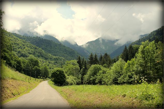 Boucle de Bellevaux - école de VTT La Féclaz - Massif des Bauges