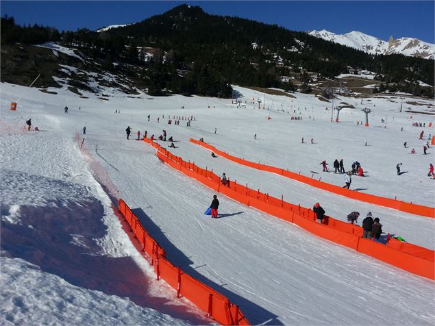 Piste enfants du front de neige à Aussois - MO. OT AUSSOIS