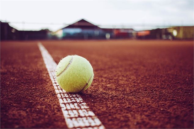 Terrain tennis - Haute Tarentaise Tourisme