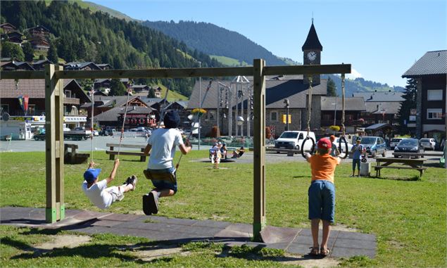 Aire de jeux - Place du 6 août