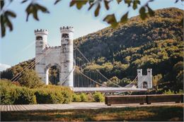 Le Pont de la Caille - Charles Albert_Cruseilles - OT_Monts_du_Genevois_-_A.Modylevskaia