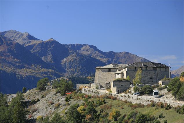 Vue extérieure été sur le fort Marie-Christine - OT HMV