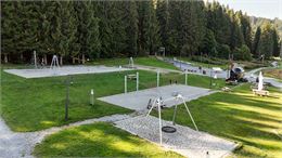 Aire de jeux du Lac des Ecoles - Les Gets Tourisme