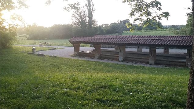 Lavoir de la Chanaz - mairie de tossiat