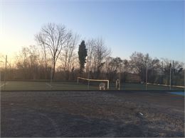 Terrain de tennis - Mairie de Lyaud