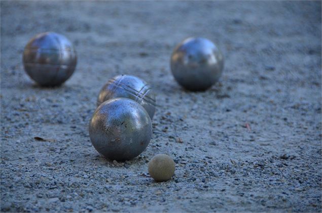 Terrain de pétanque - Amandine Elie