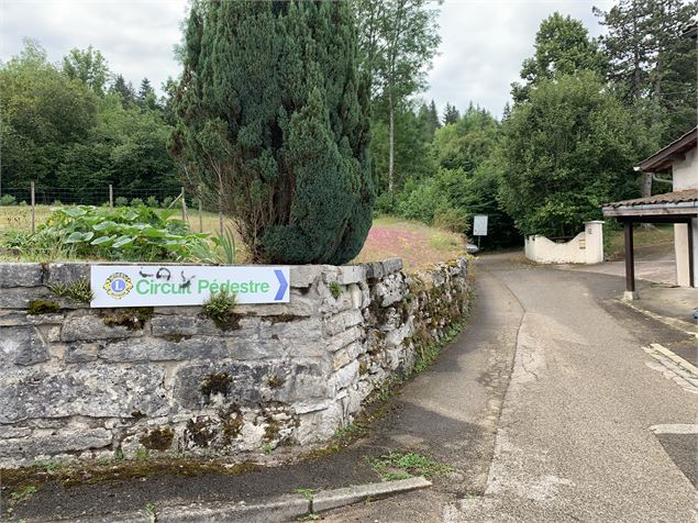 Départ du sentier du Macretet - Maxime Michel