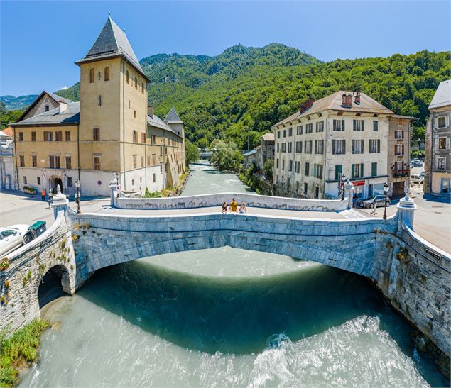 Ancien archvêché Moûtiers - ©Alpcat Médias Cœur de Tarentaise Tourisme