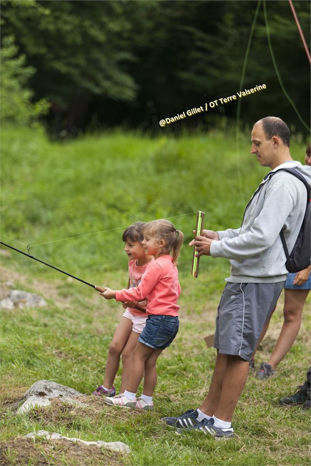 Initiation à la pêche - @Daniel Gillet / OT Terre Valserine