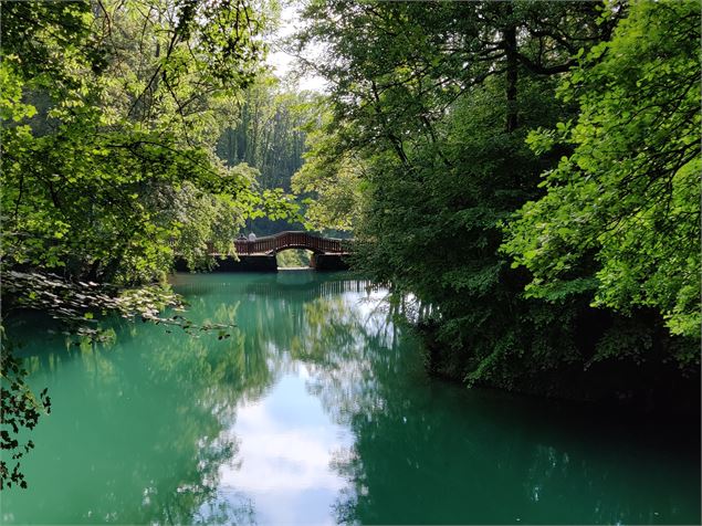 Lac bleu au printemps - S.Megani